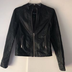 Jacket. Looks like leather but it is not.